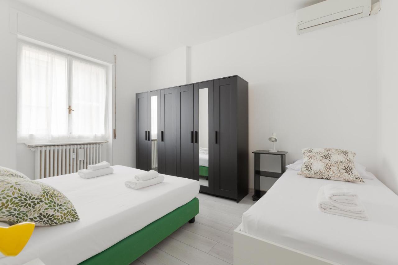 Apartment With Balcony -Bisceglie Red Line Subway Milan Exterior photo